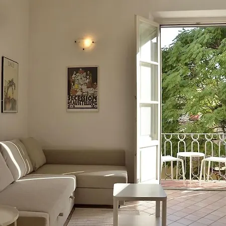 Confortevole Santa Maria Novella Apartment Florence