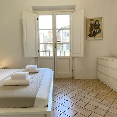 Confortevole Santa Maria Novella Apartment Florence
